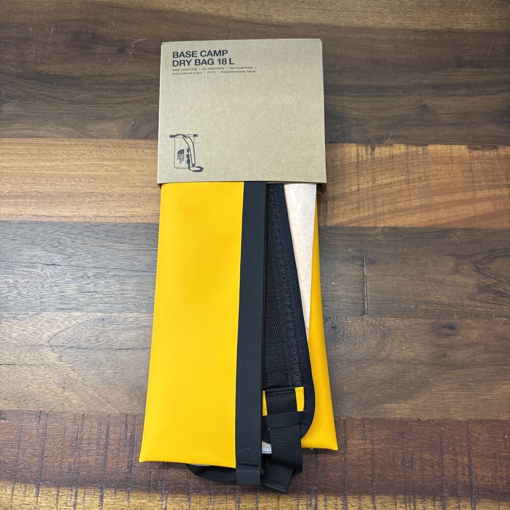 The North Face - Base Camp Dry Bag 18L - Summit Gold/TNF Black